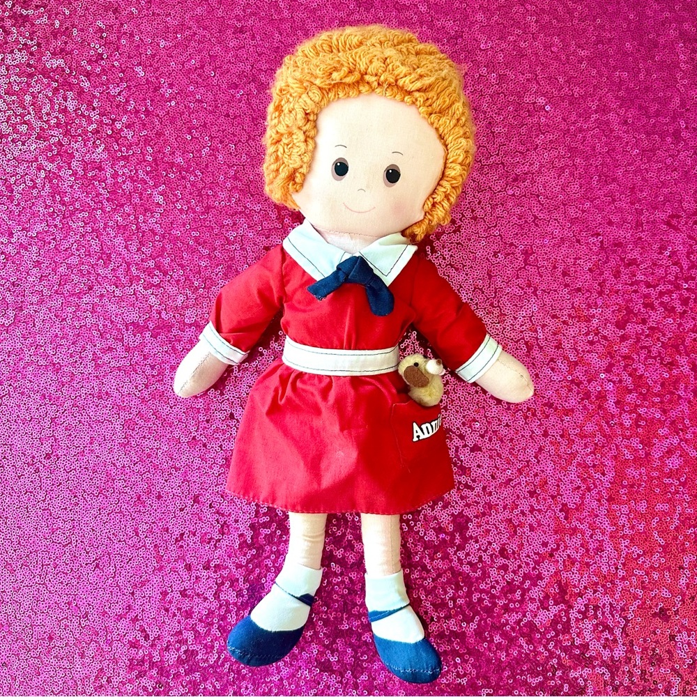 Little Orphan Annie Knickerbocker 1977 Collectible Doll with Pulpy Dog